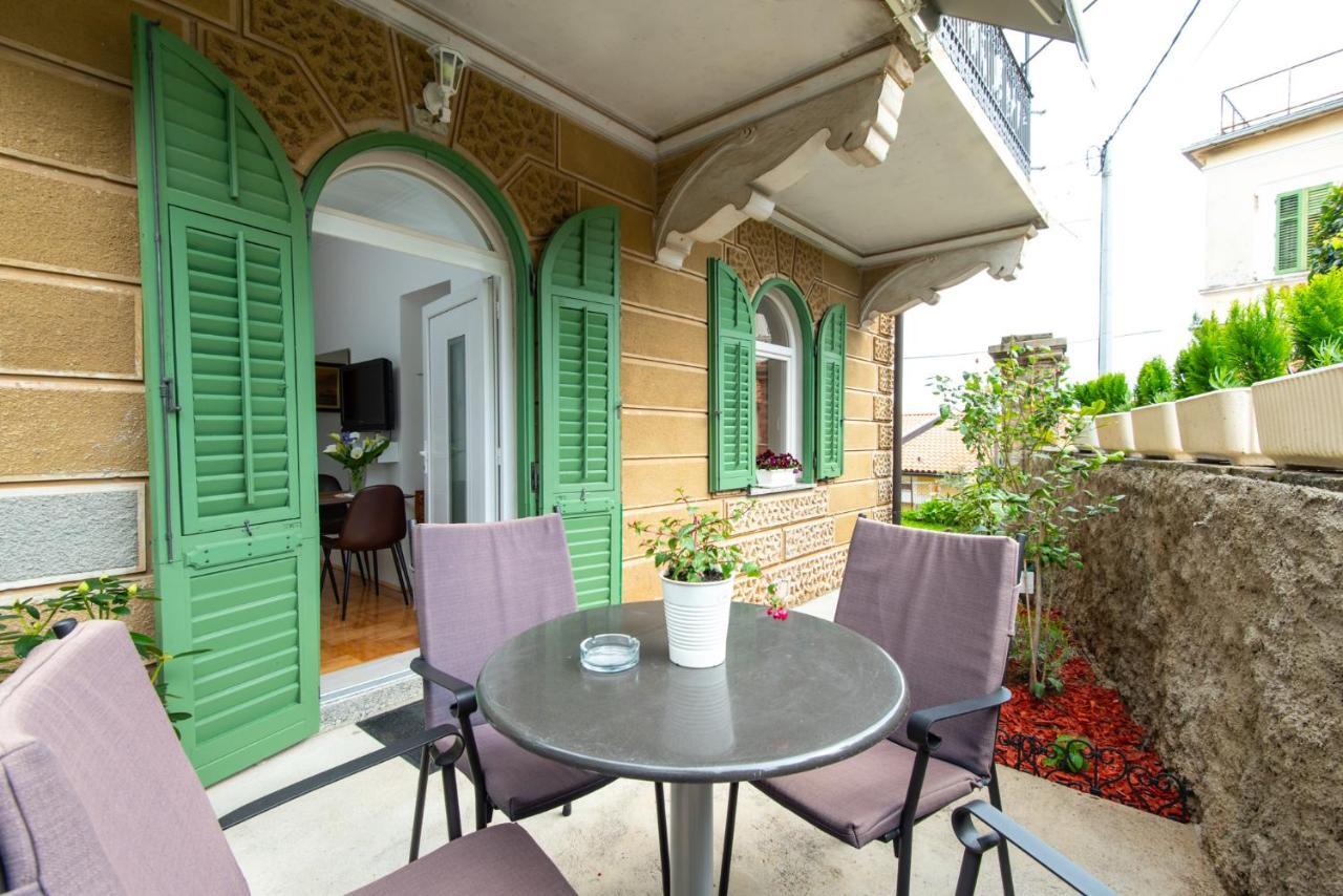 Studio Apartment Vittoria Lovran Exterior photo